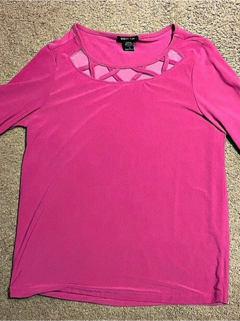 Robert Louis Pink Crisscross Neck Top Size Small Like New
